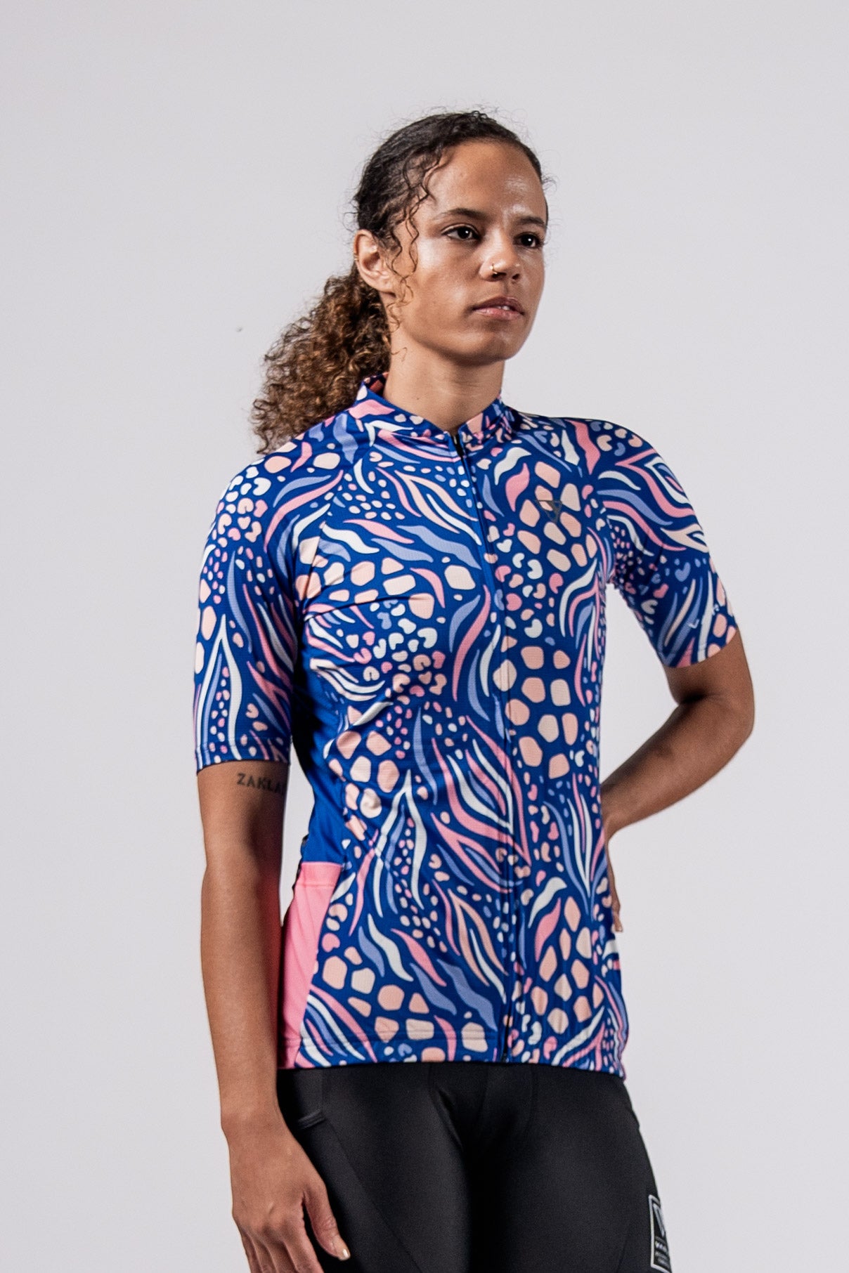 Varlo Pioneer Gravel Cycling Jersey (Levi Blue) - Women's