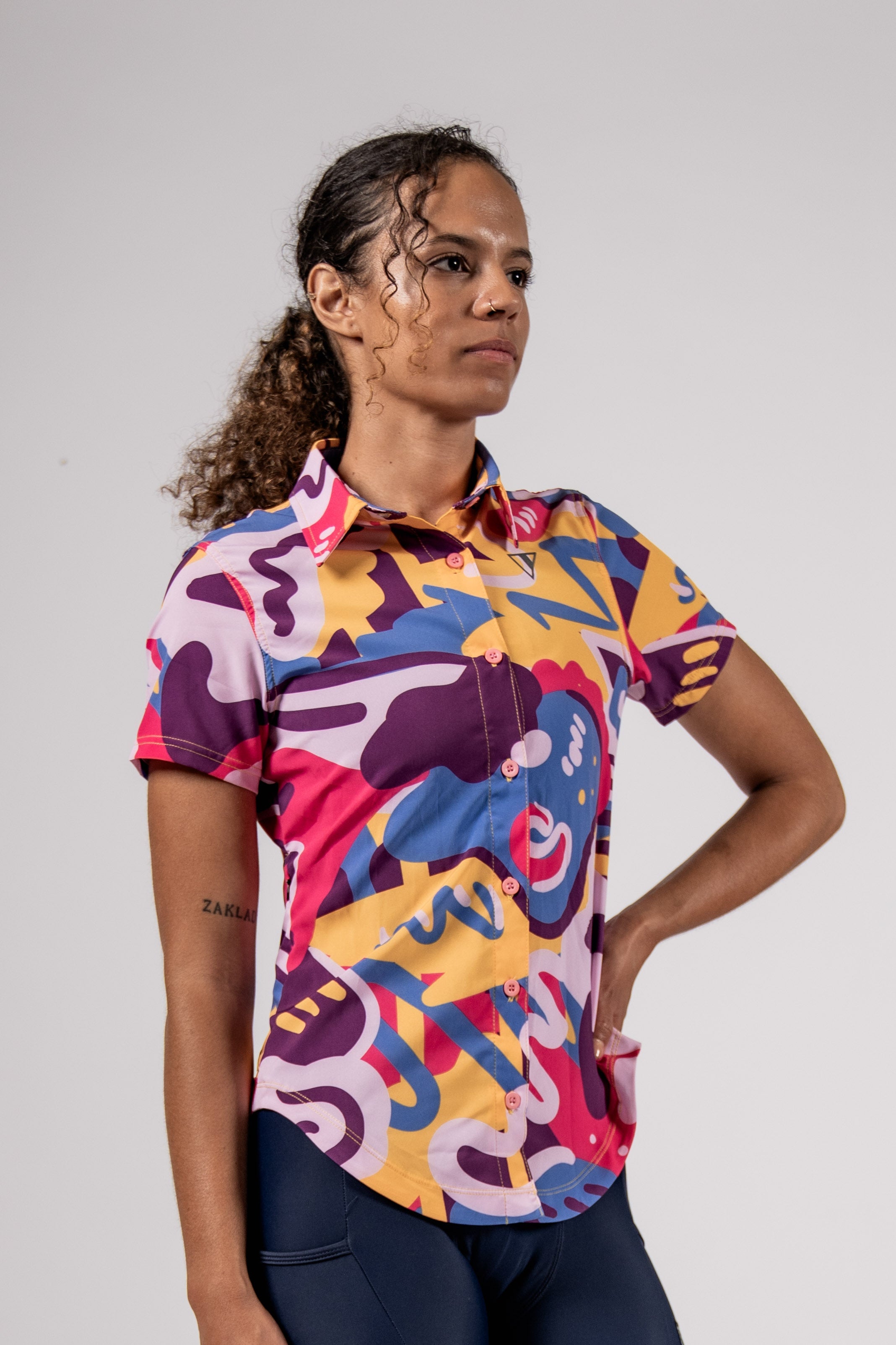 Varlo Touring Tech Button Cycling Shirt (Maestro Multi) - Women's